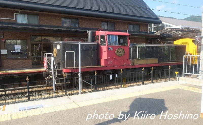 青春18京都・若狭、嵯峨嵐山駅トロッコ列車