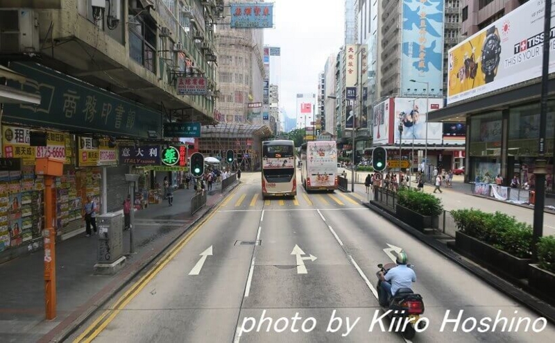 香港乗り物、２階建てバス車内から