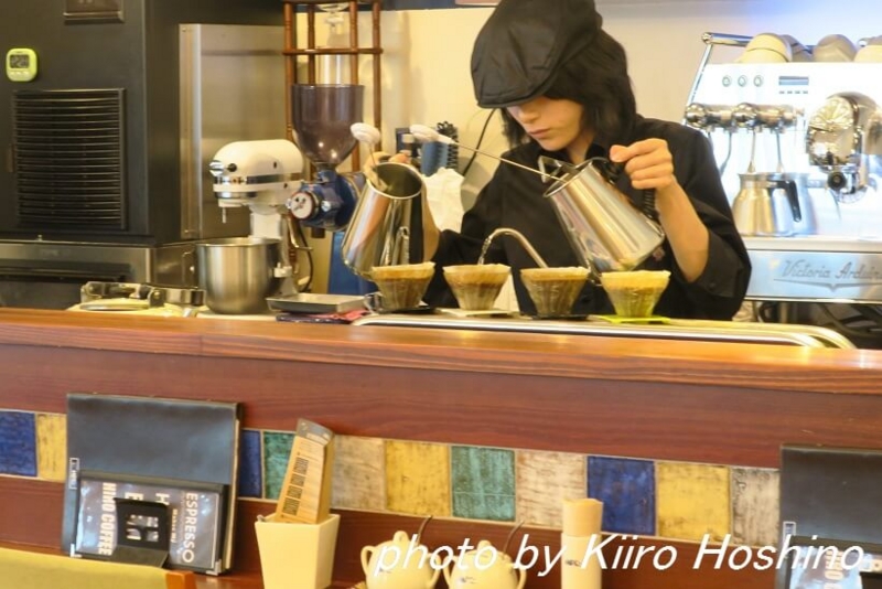 ヒロコーヒー大丸梅田店、カウンター